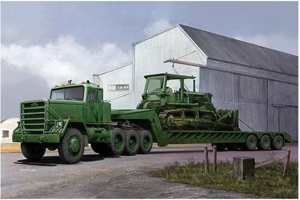 Trumpeter | 01078 | M920 Tractor tow with M870A1 semitrailer | 1:35